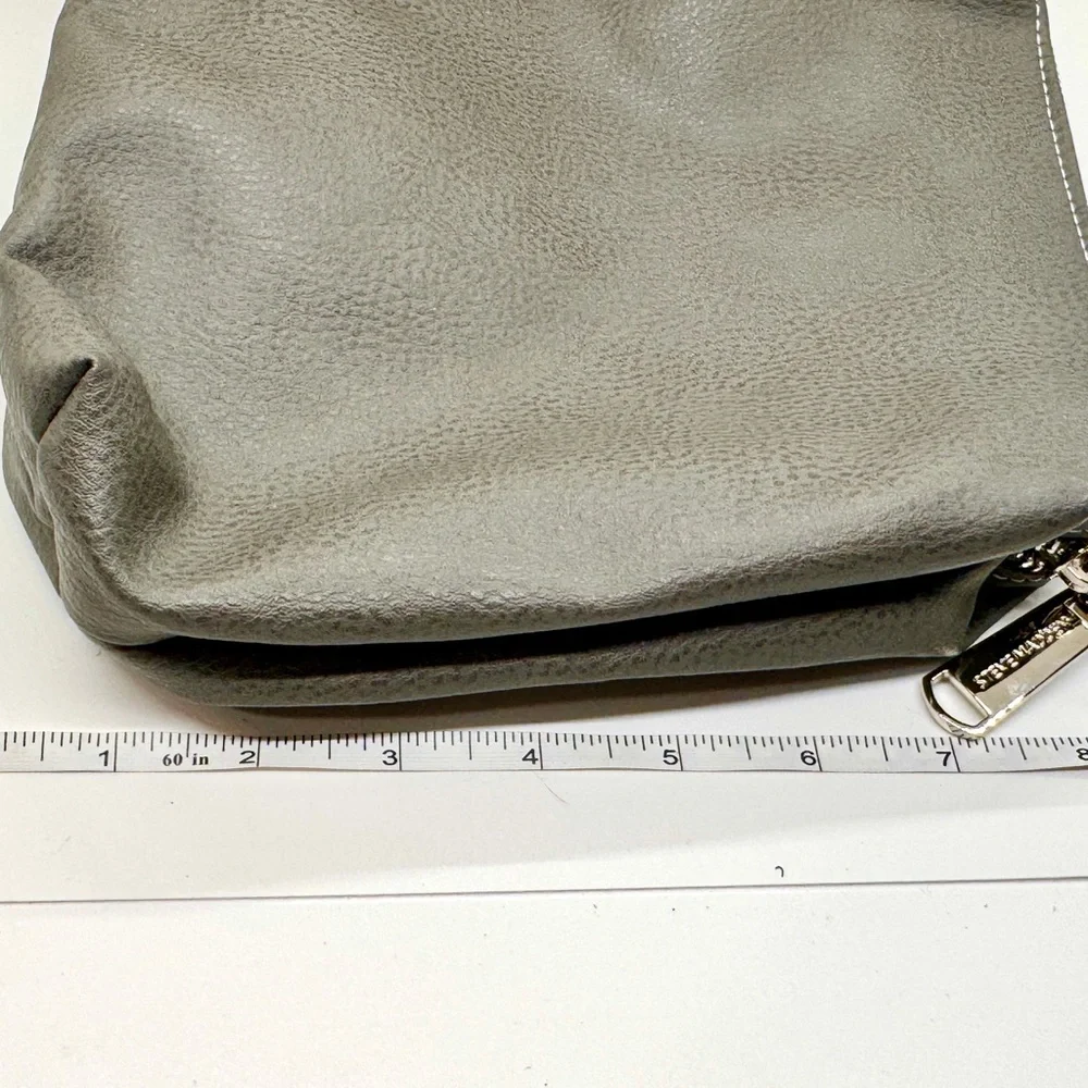 Steve Madden Gray Faux Leather Zip Pouch Makeup Bag 11‎ x 8